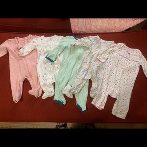 Size 3M baby girl sleepers / onesies bundle